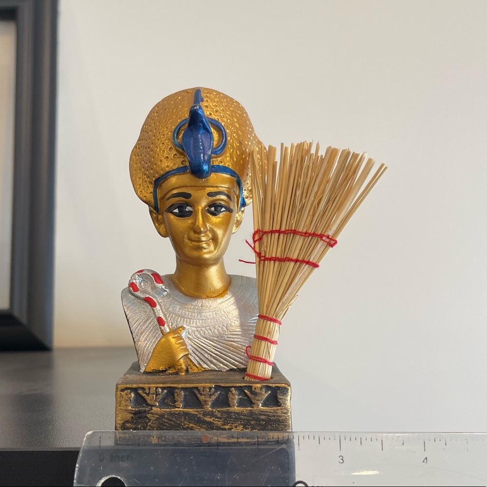 Mini Pharaoh pen holder